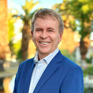 New Ted, med New Ted, med